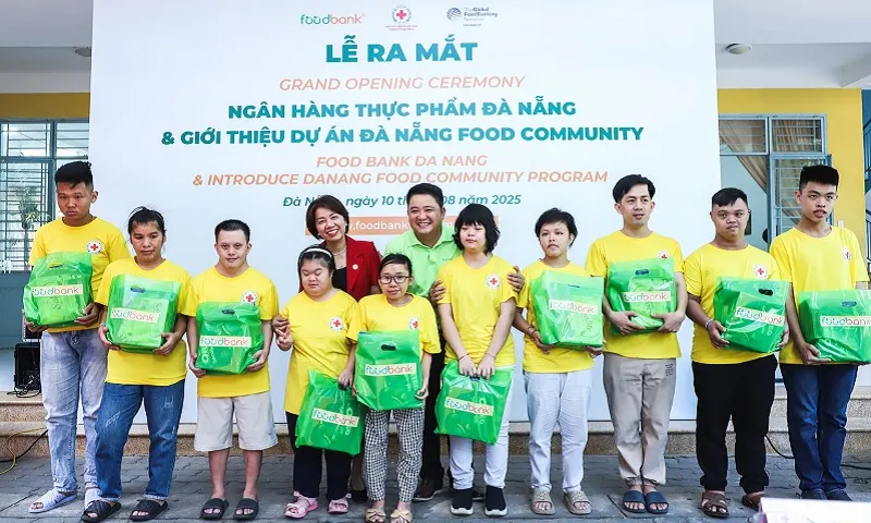 ra mat ngan hang