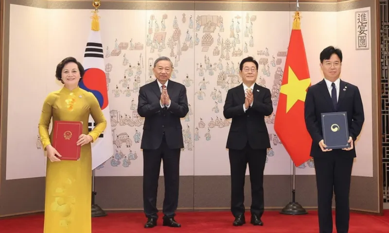 Tổng Bí thư Tô Lâm chứng kiến ký 11 văn kiện hợp tác Việt Nam – Hàn Quốc 