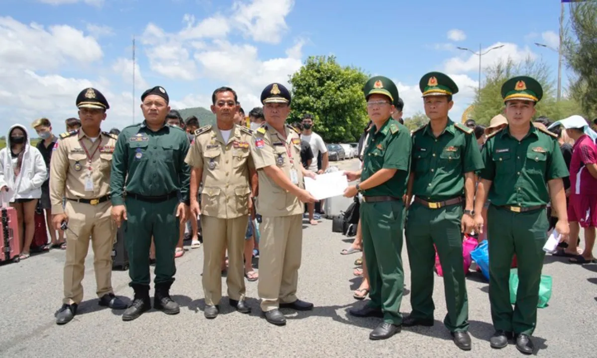Campuchia trao trả 72 công dân Việt Nam