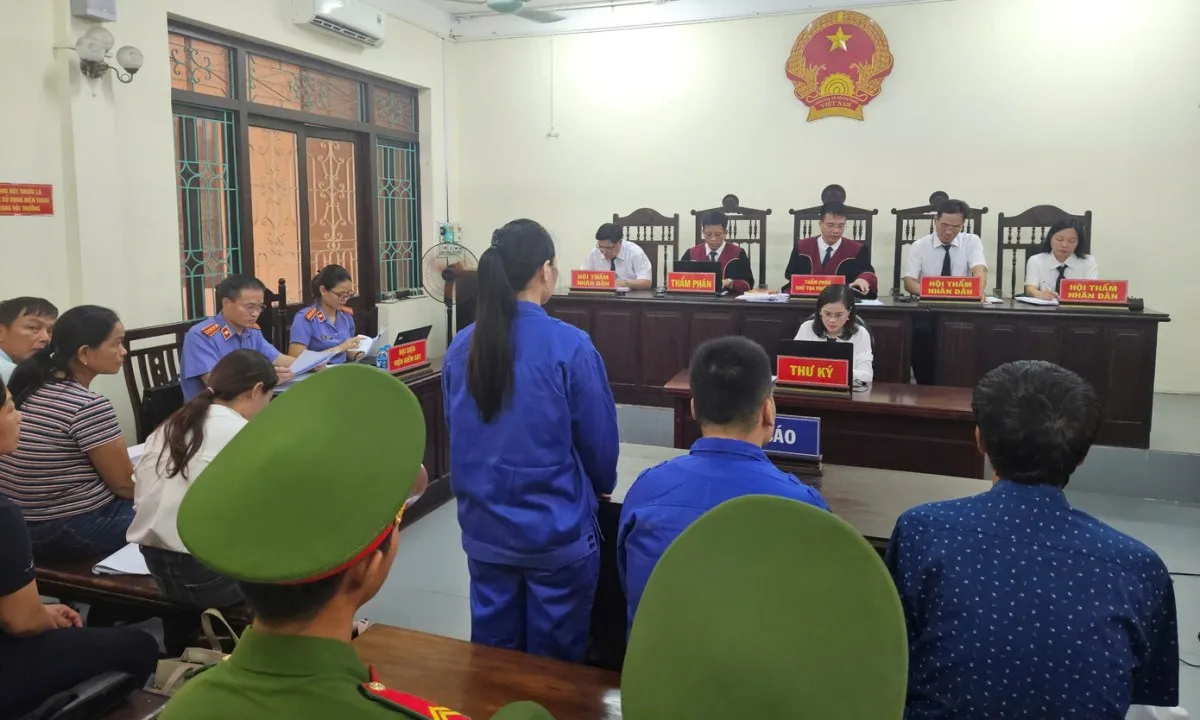 Người đàn ông tiếp tay “bạn gái” lừa đảo 11,2 tỷ đồng của em họ