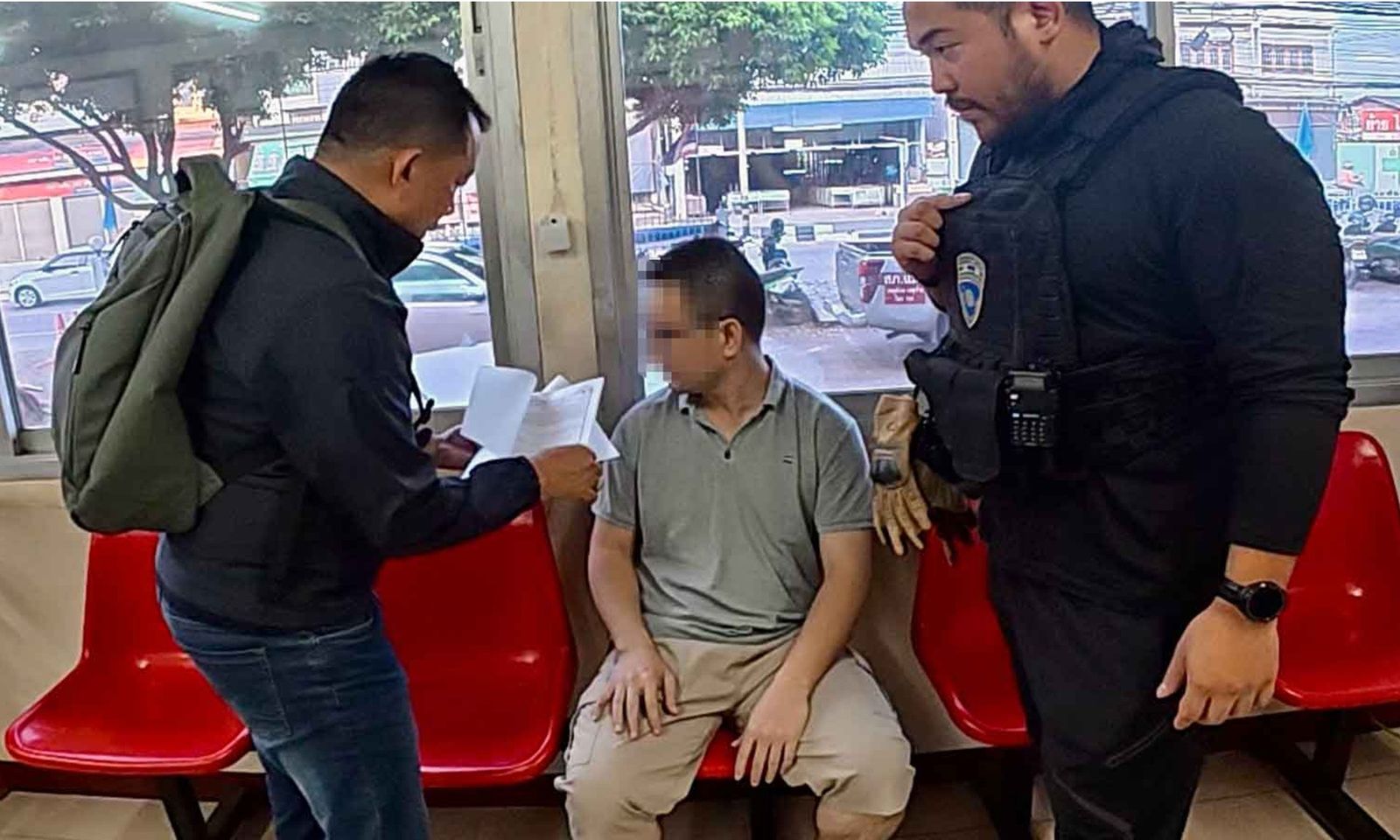 Bắt người đàn ông Trung Quốc vì lừa đảo đầu tư đồn điền sầu riêng tại Thái Lan