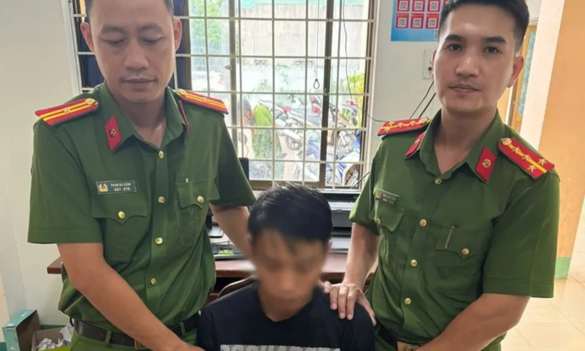 Bắt giữ kẻ trốn thi hành án, phát hiện thêm súng đạn và ma túy