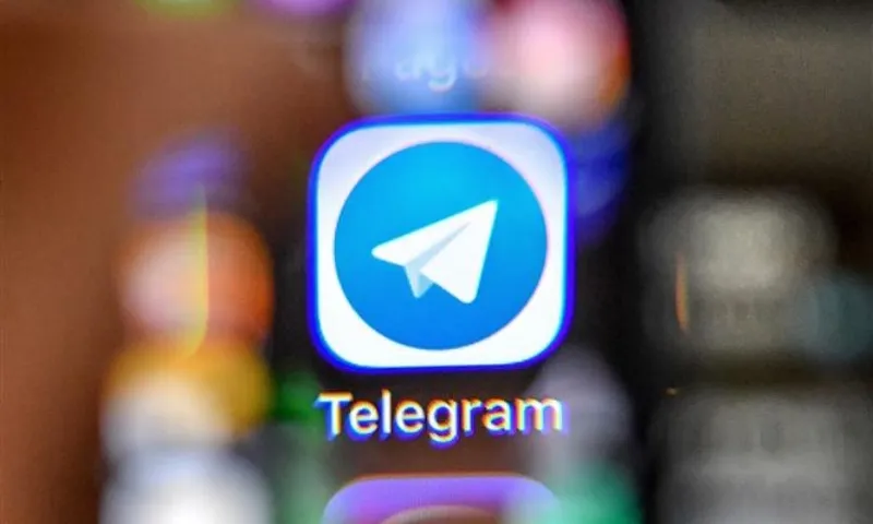 Nga siết chặt cuộc gọi trên Telegram và WhatsApp