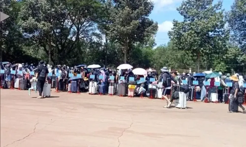 Campuchia trao trả 353 người Việt cư trú, lao động trái phép