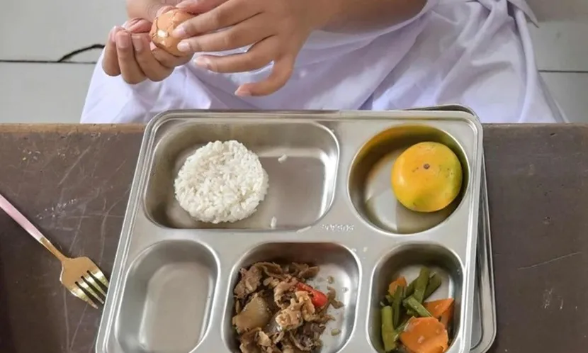 Indonesia ghi nhận vụ ngộ độc lớn nhất từ khi triển khai chương trình bữa ăn miễn phí