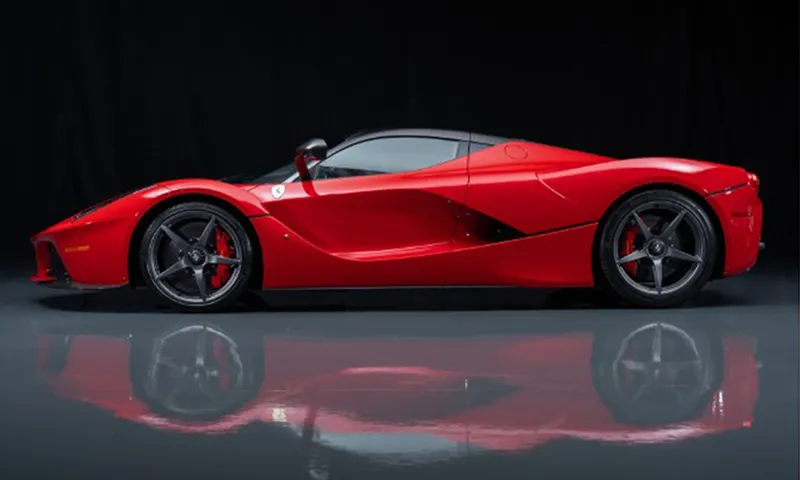 Chiếc Ferrari cực hiếm được bán với giá 4,7 triệu USD
