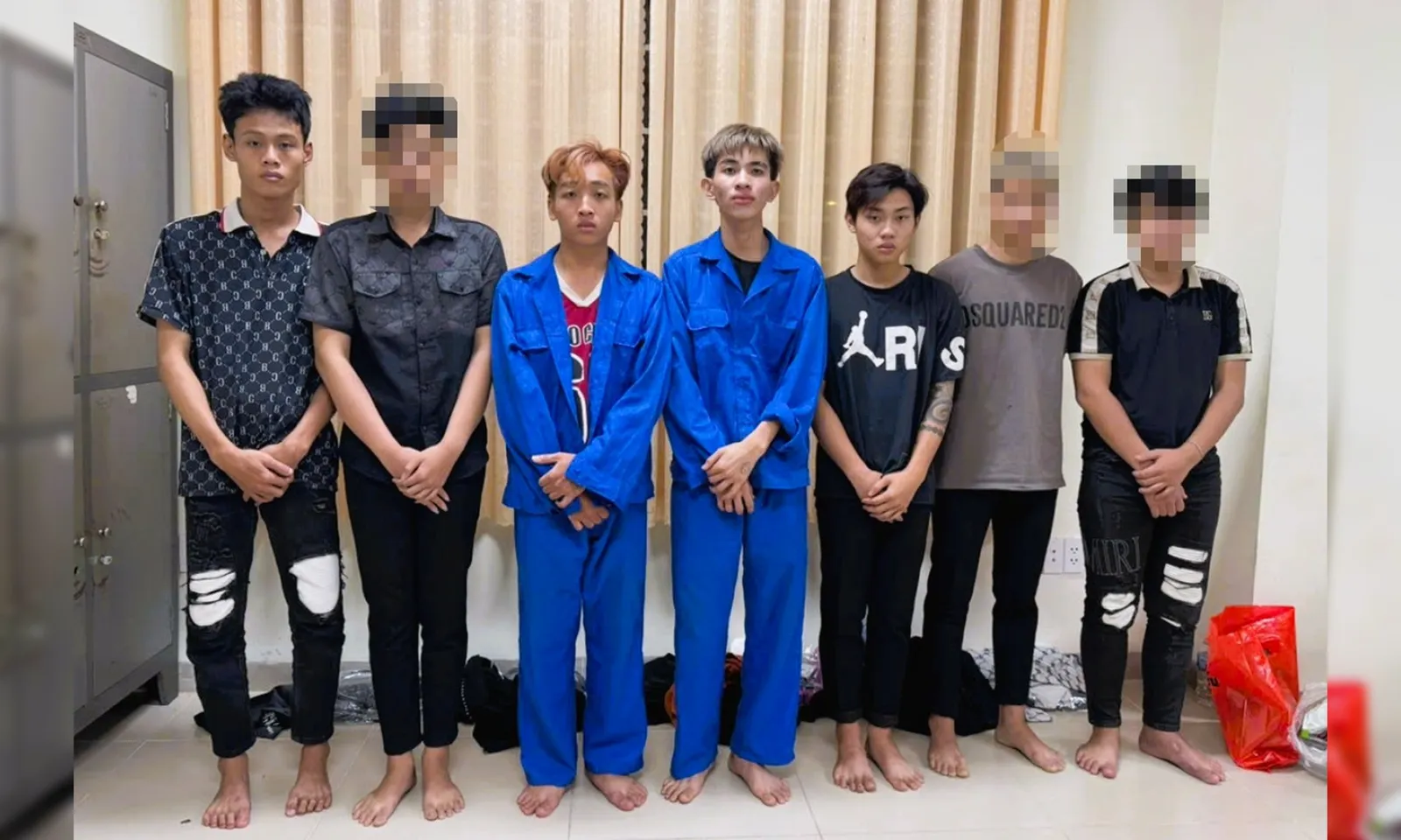 Khởi tố nhóm thanh niên trộm cắp tài sản công cộng