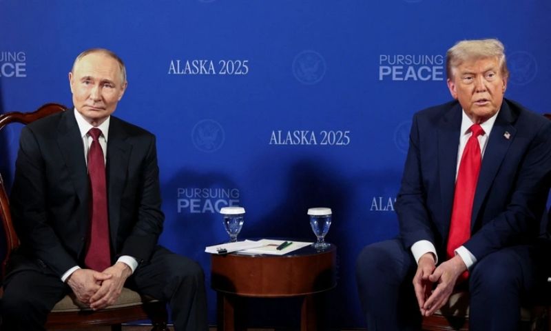 Thượng đỉnh Alaska bắt đầu, Mỹ - Nga họp kín về Ukraine