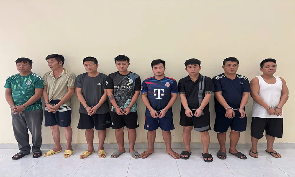 Khởi tố 8 bị can trong vụ sang chiết, buôn bán gas giả quy mô lớn