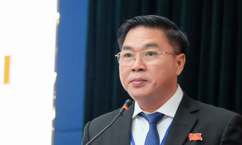Bí Thu Dang uy Thoi An