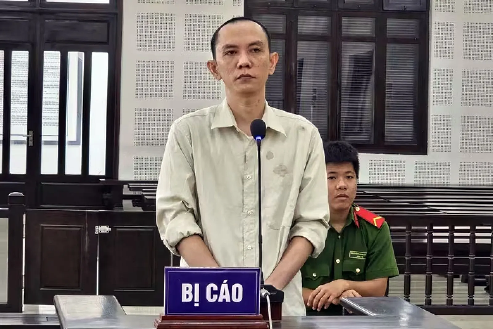 gia danh luat su_voh