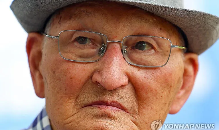 north korea soldier in south_Yonhap