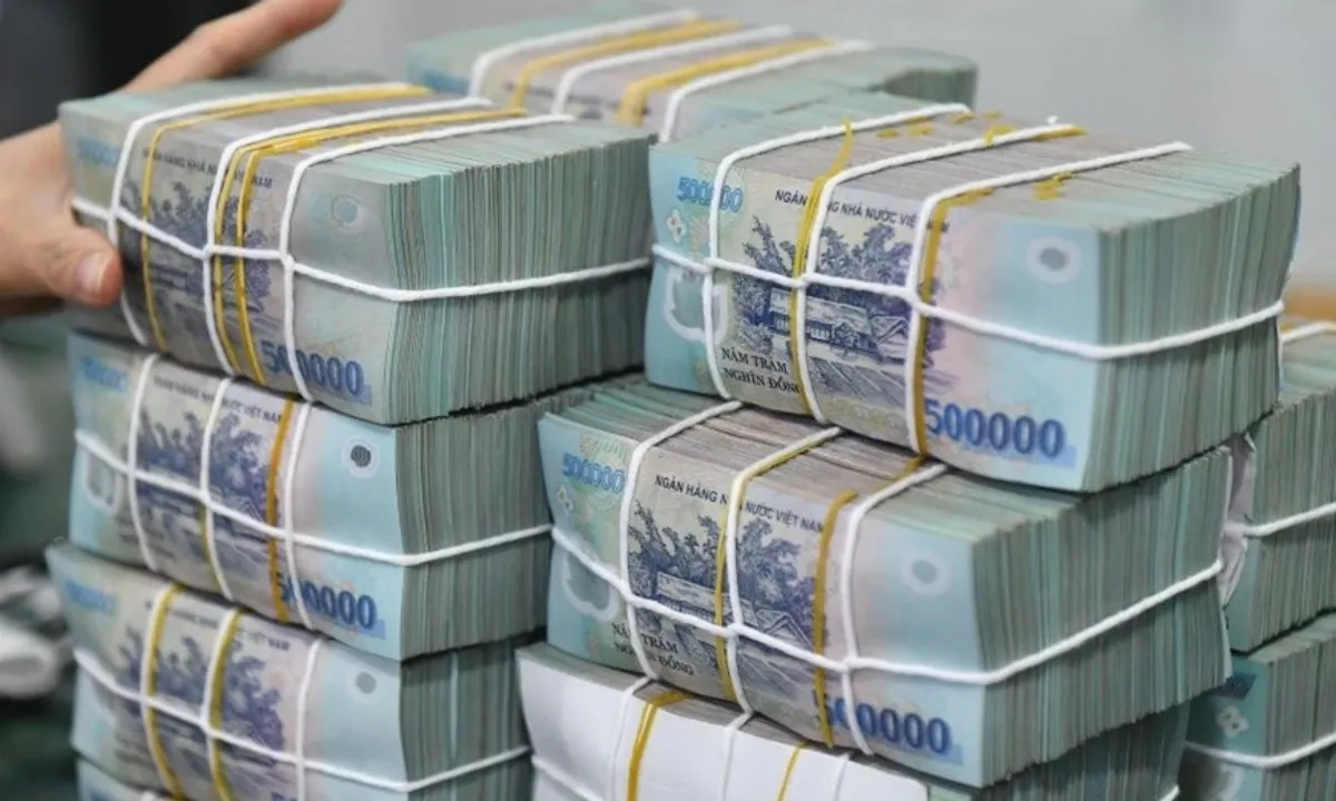 Chuyển từ 1.000 USD ra nước ngoài phải báo cáo