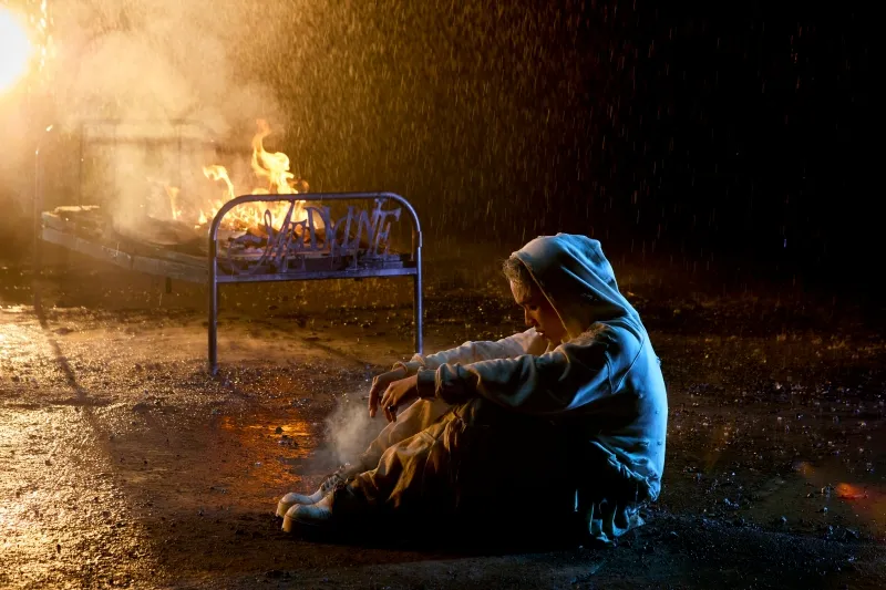 coldzy-lan-dau-hat-ballad-tung-album-voi-so-luong-khung 20250821-142948-08