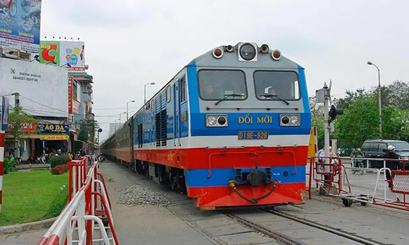 Điều chỉnh nhiều chuyến tàu hỏa để phục vụ Lễ diễu binh, diễu hành