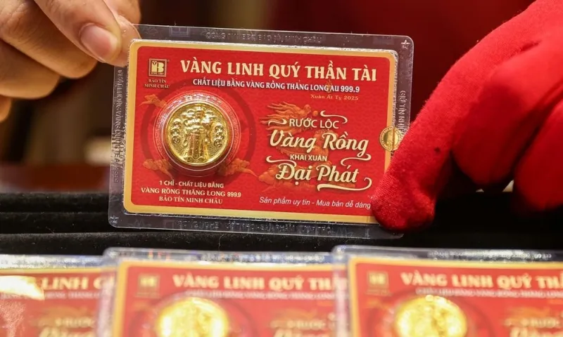 Vàng nhẫn lập kỷ lục mới  