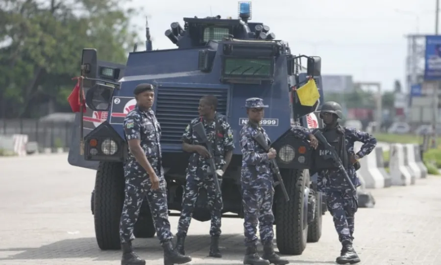 Thảm kịch tại Nigeria: 50 tử vong, 60 bị bắt cóc