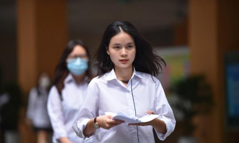 Nguyện vọng “khủng” đẩy điểm chuẩn 2025 biến động