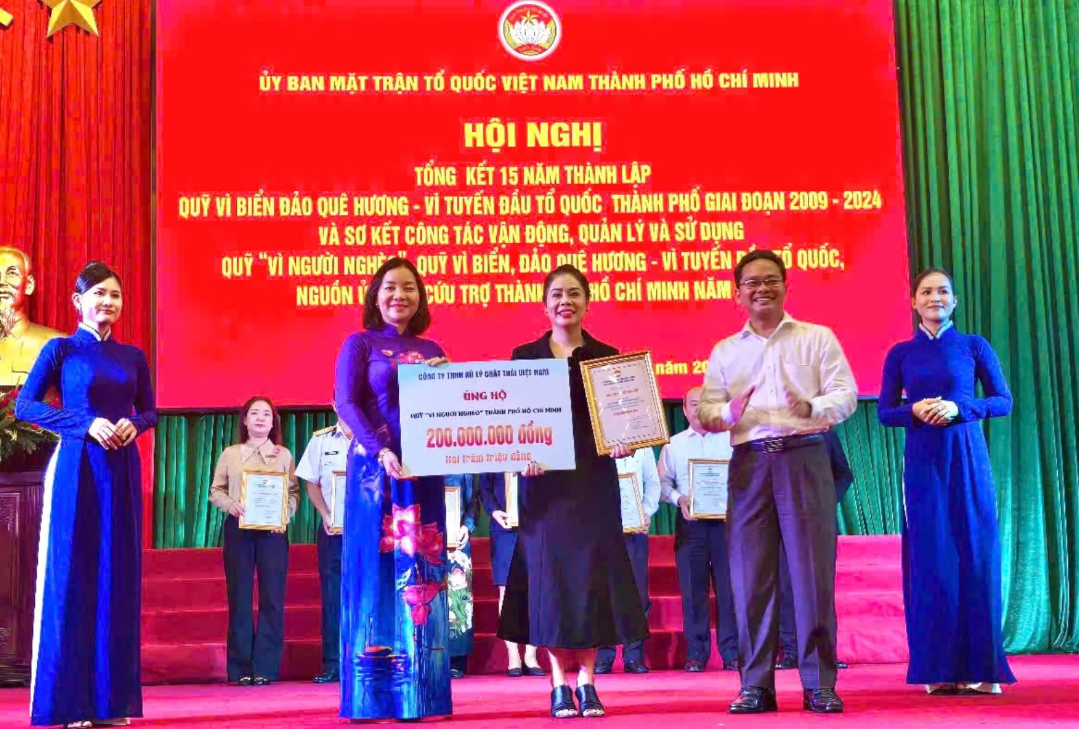 Ảnh màn hình 2025-08-22 lúc 23.18.51