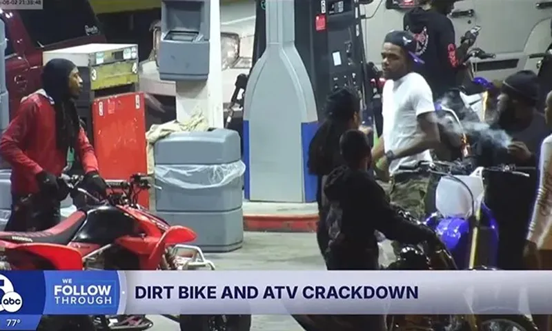 Tài xế có thể bị phạt 100 USD vì đổ đầy bình xăng xe địa hình