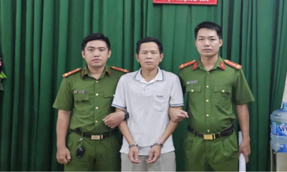 Bắt khẩn cấp giám đốc chi nhánh ngân hàng trong chuyên án “tín dụng đen” của “Má Hạnh”