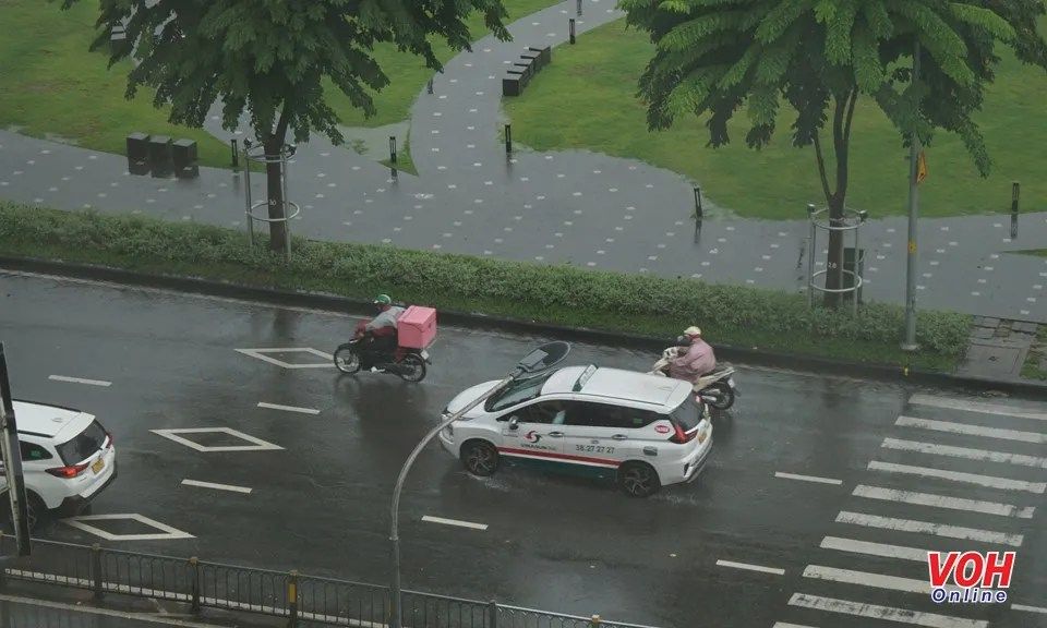 Thời tiết 22/8: Cả nước có mưa rào đến mưa to