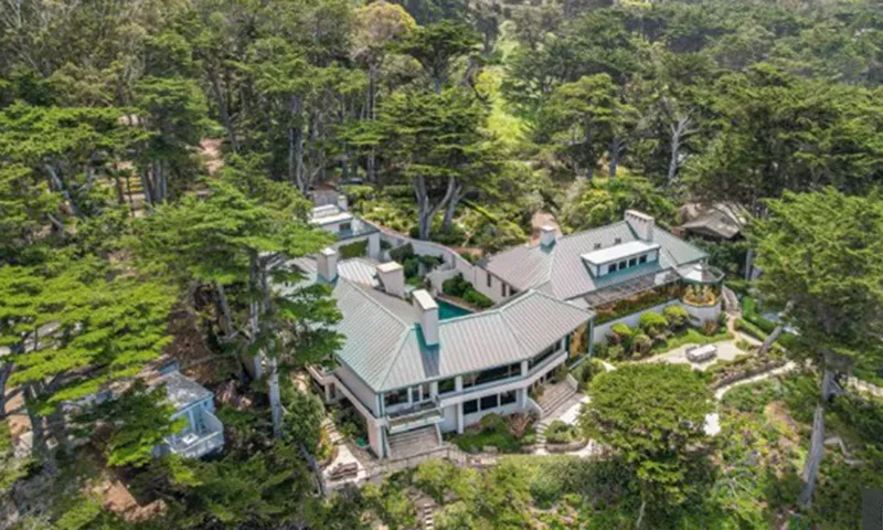 Biệt thự tuyệt đẹp trong phim kinh dị huyền thoại rao bán 91 triệu USD