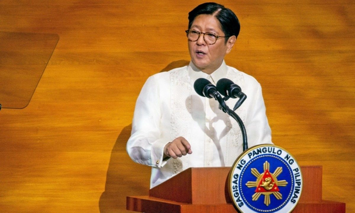 Tổng thống Philippines nổi giận trước “dự án ma” chống lũ
