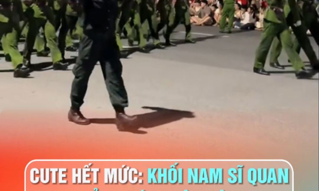 Khối diễu binh bắn tim điều lệnh khiến cộng đồng mạng mất ngủ