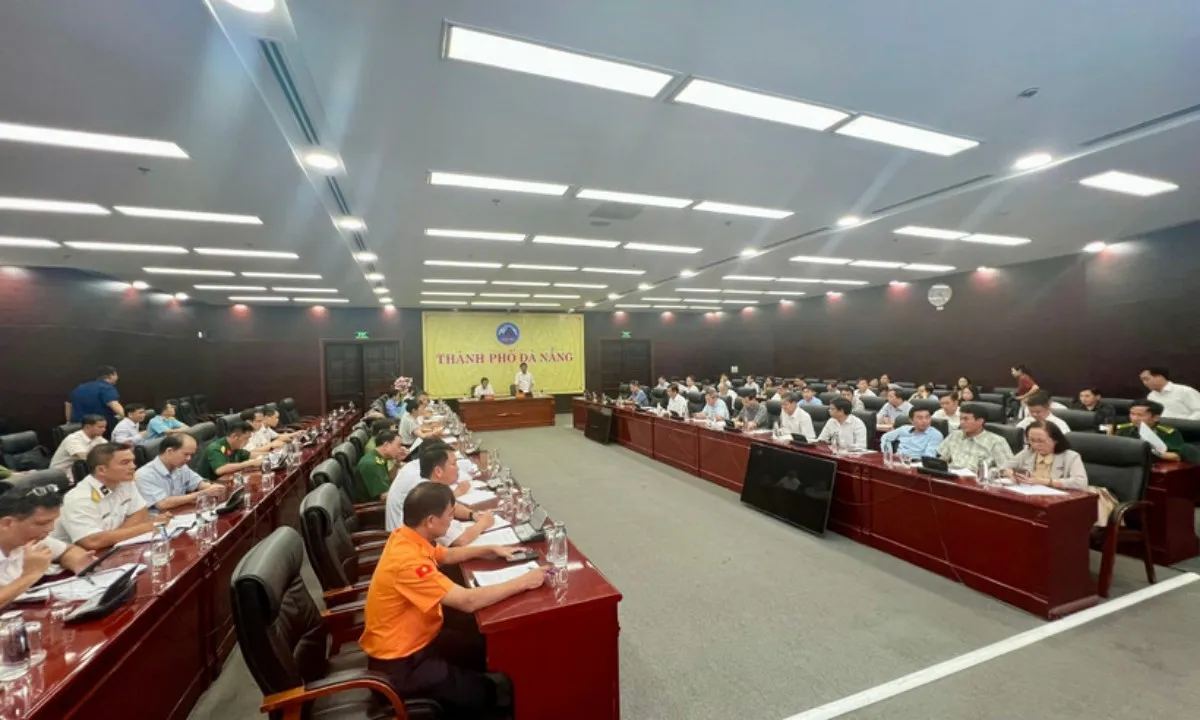 Đà Nẵng kích hoạt toàn bộ hệ thống phòng chống bão số 5
