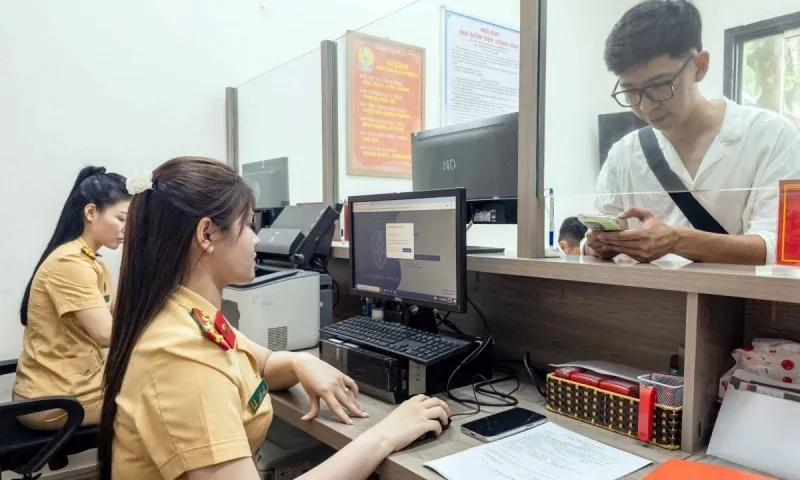 Không bắt buộc đổi biển số xe sau khi sáp nhập tỉnh, thành phố