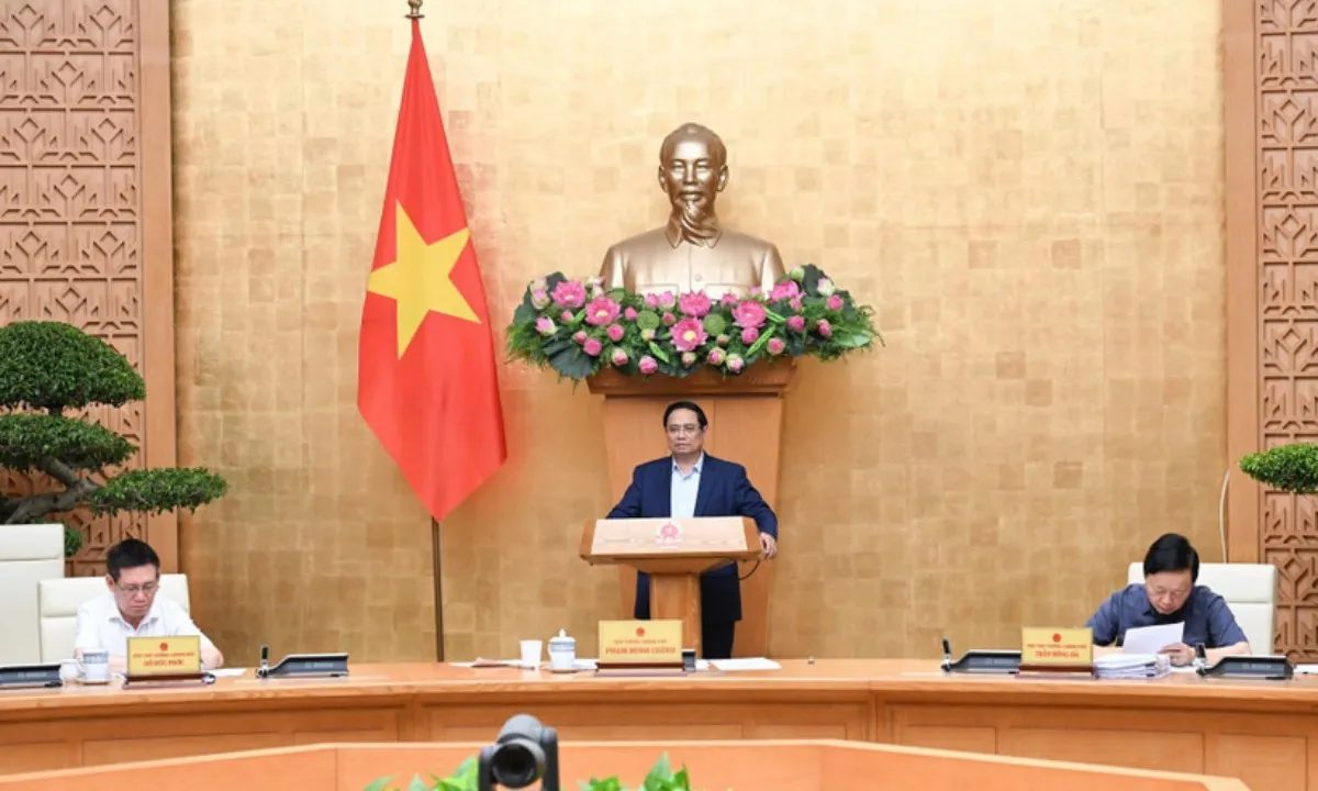 Thủ tướng: Tháo gỡ mọi vướng mắc để chính quyền 2 cấp vận hành thông suốt