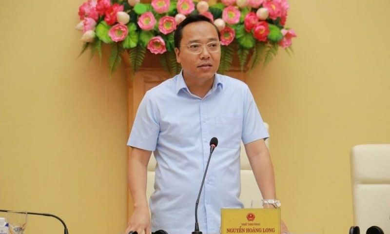 Cảnh báo nguy cơ thiếu điện, yêu cầu gỡ vướng lưới điện miền Nam