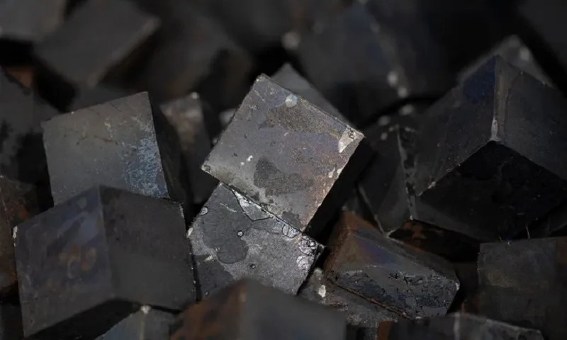 Trung Quốc siết chặt kiểm soát hạn ngạch đất hiếm