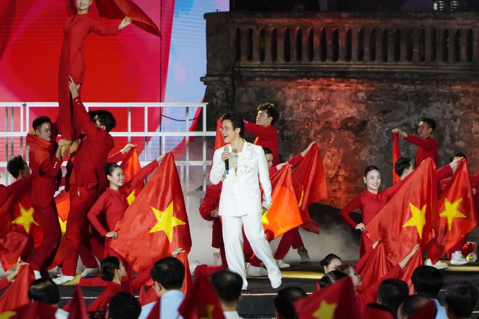 HaAnhTuan_ThoiCoVang5