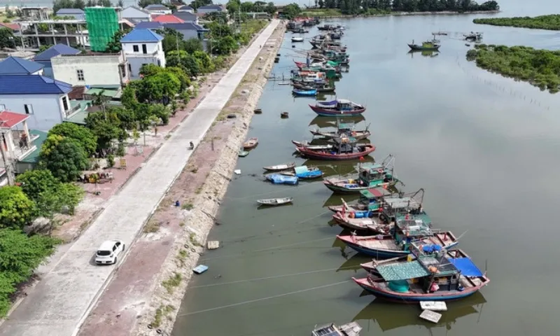 Theo dõi chặt bão số 5 để giảm thiệt hại 