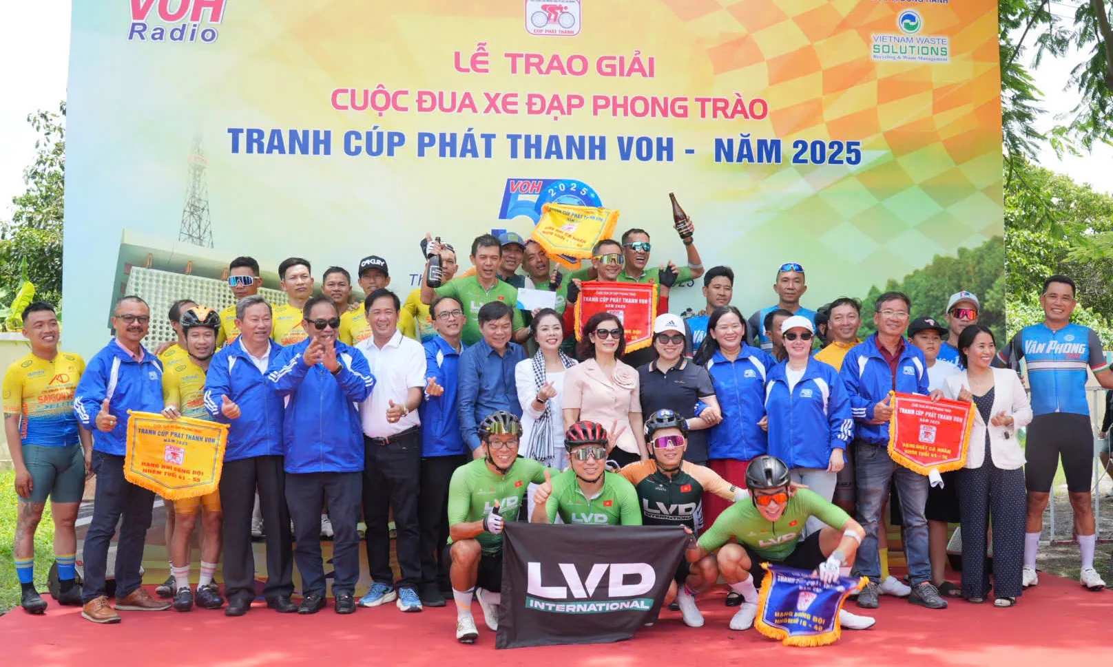 Kịch tính đường đua 40km: Xe đạp phong trào “Tranh Cúp VOH 2025” về đích ấn tượng