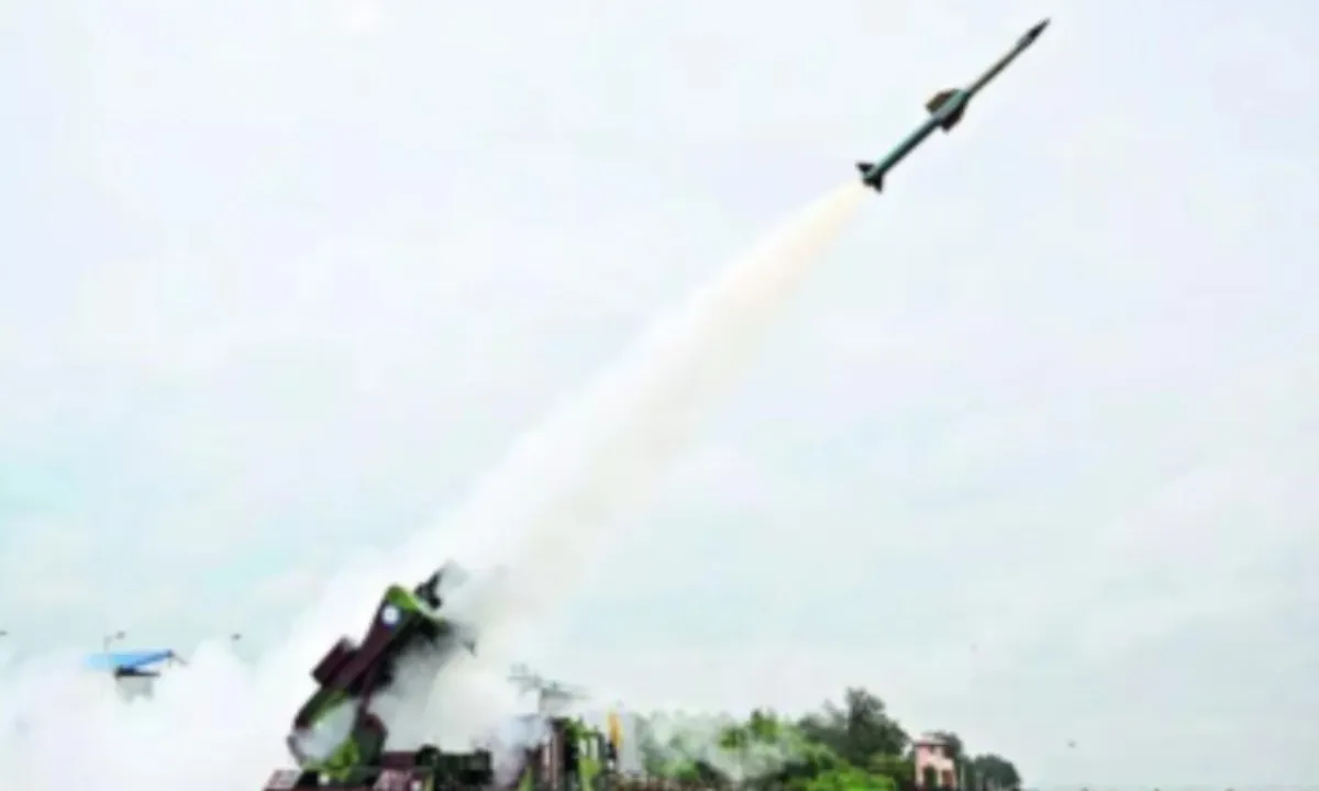 Ấn Độ thử nghiệm thành công hệ thống phòng không tích hợp