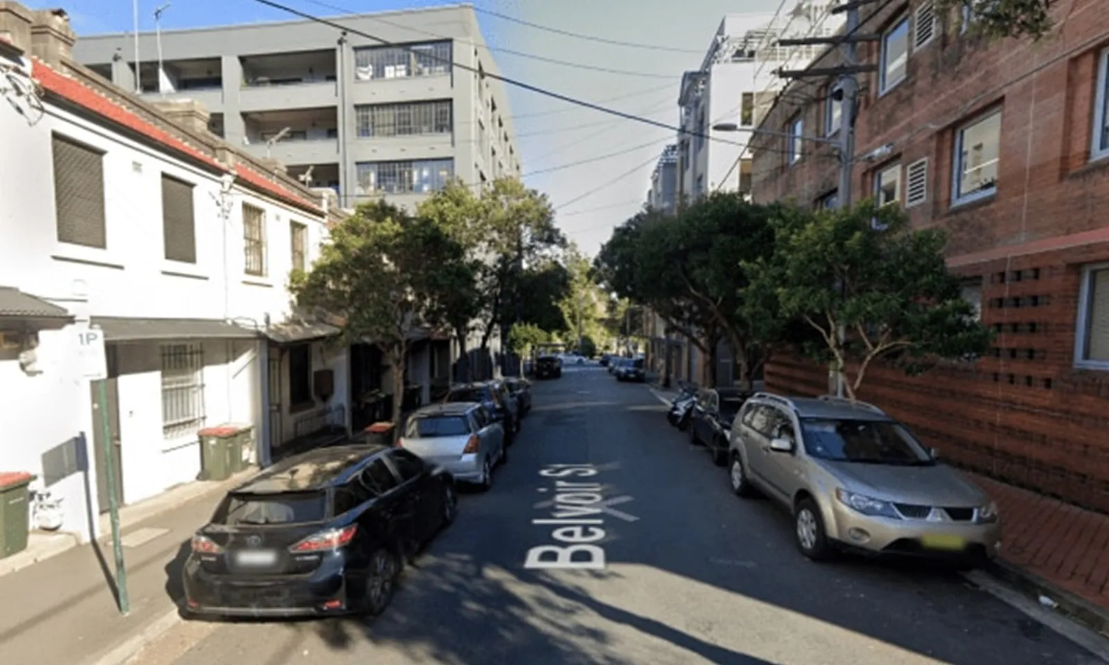 Bị cảnh sát truy đuổi, tên cướp có vũ trang nhảy từ tầng 5 xuống đất tử vong