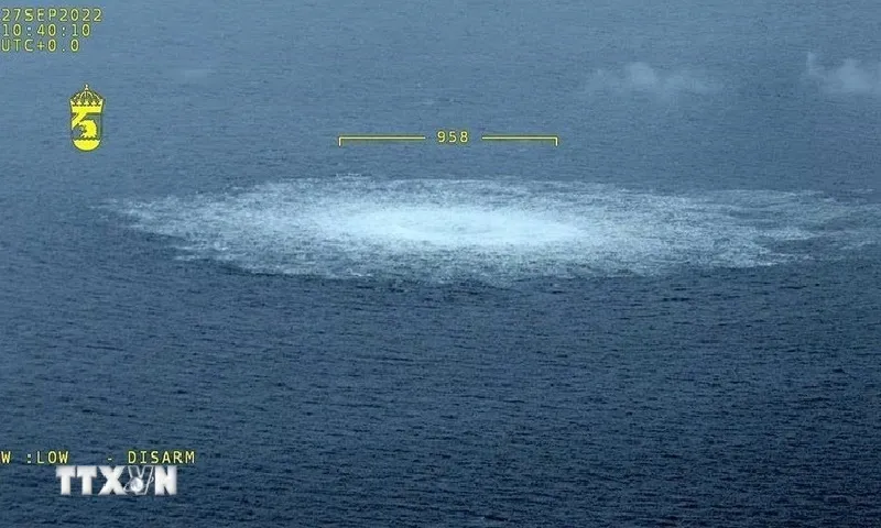 duong-ong-dong-chay-phuong-bac-8230280-1-s