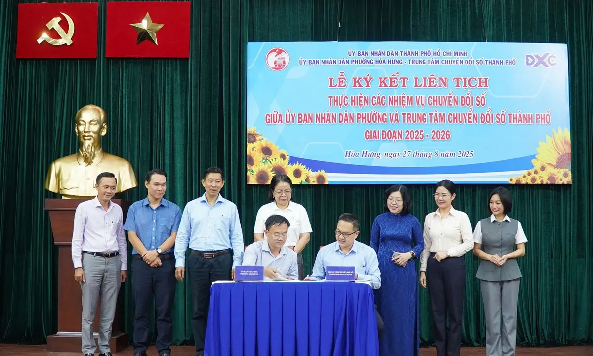 Phường Hòa Hưng ký kết kế hoạch chuyển đổi số giai đoạn 2025 – 2026