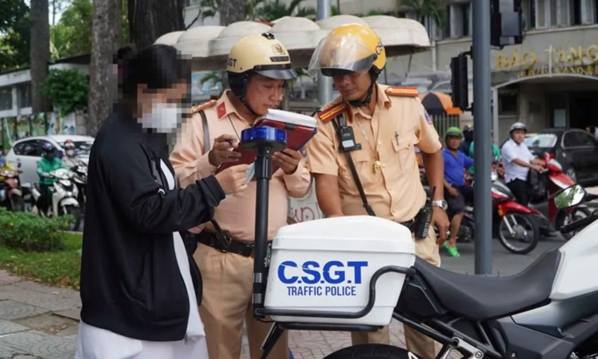 Siết chặt quản lý học sinh đi xe máy điện, xe máy dưới 50cc