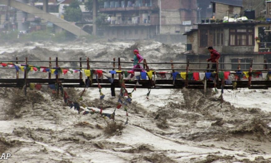 Ấn Độ xả lũ ở Kashmir, Pakistan cảnh báo nguy cơ ngập lụt nghiêm trọng