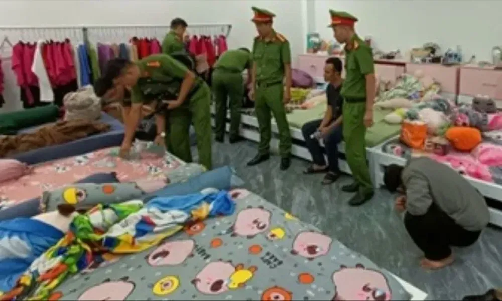 Triệt phá hai cơ sở massage tổ chức bán dâm trá hình