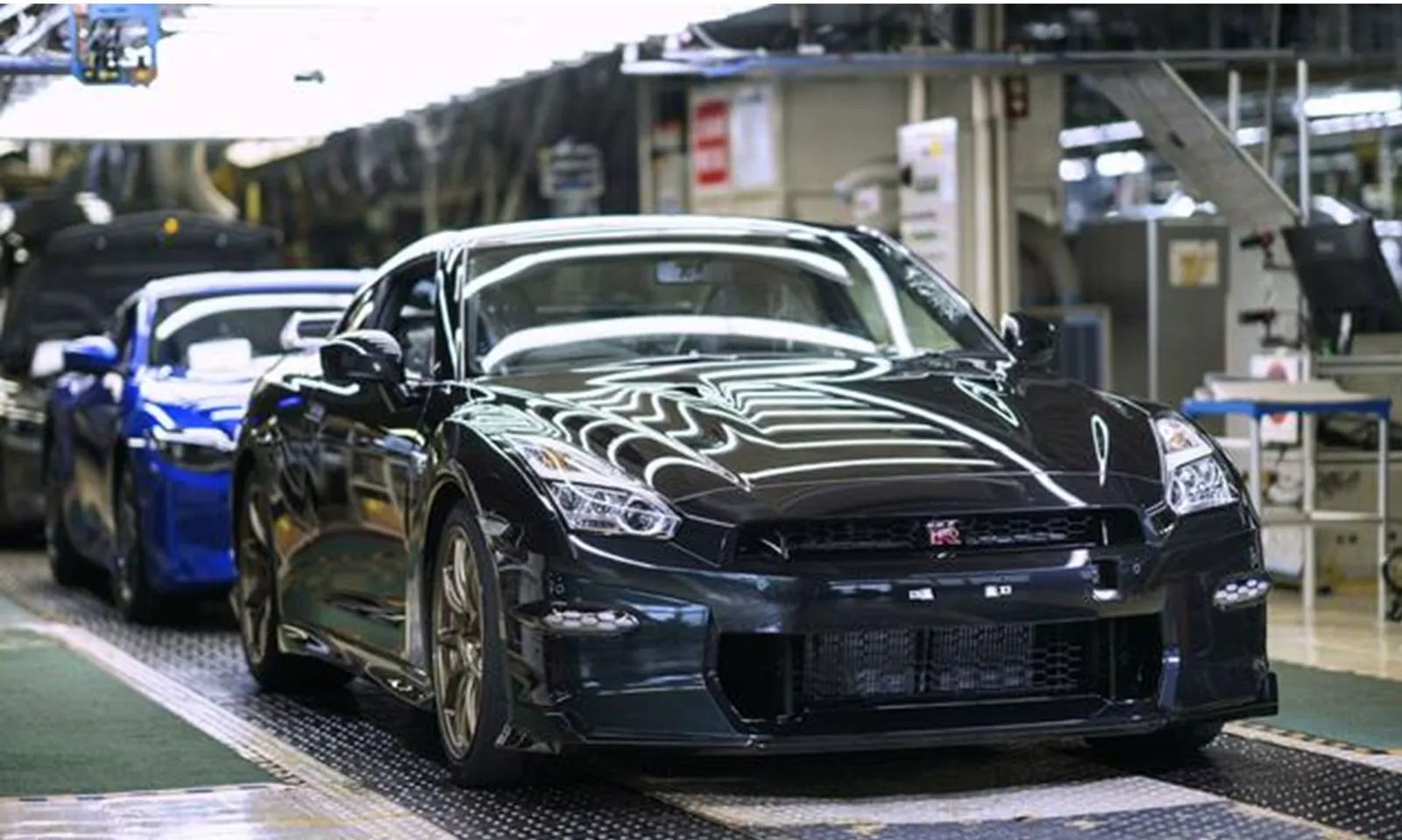 Nissan ngừng sản xuất mẫu xe thể thao GT-R 