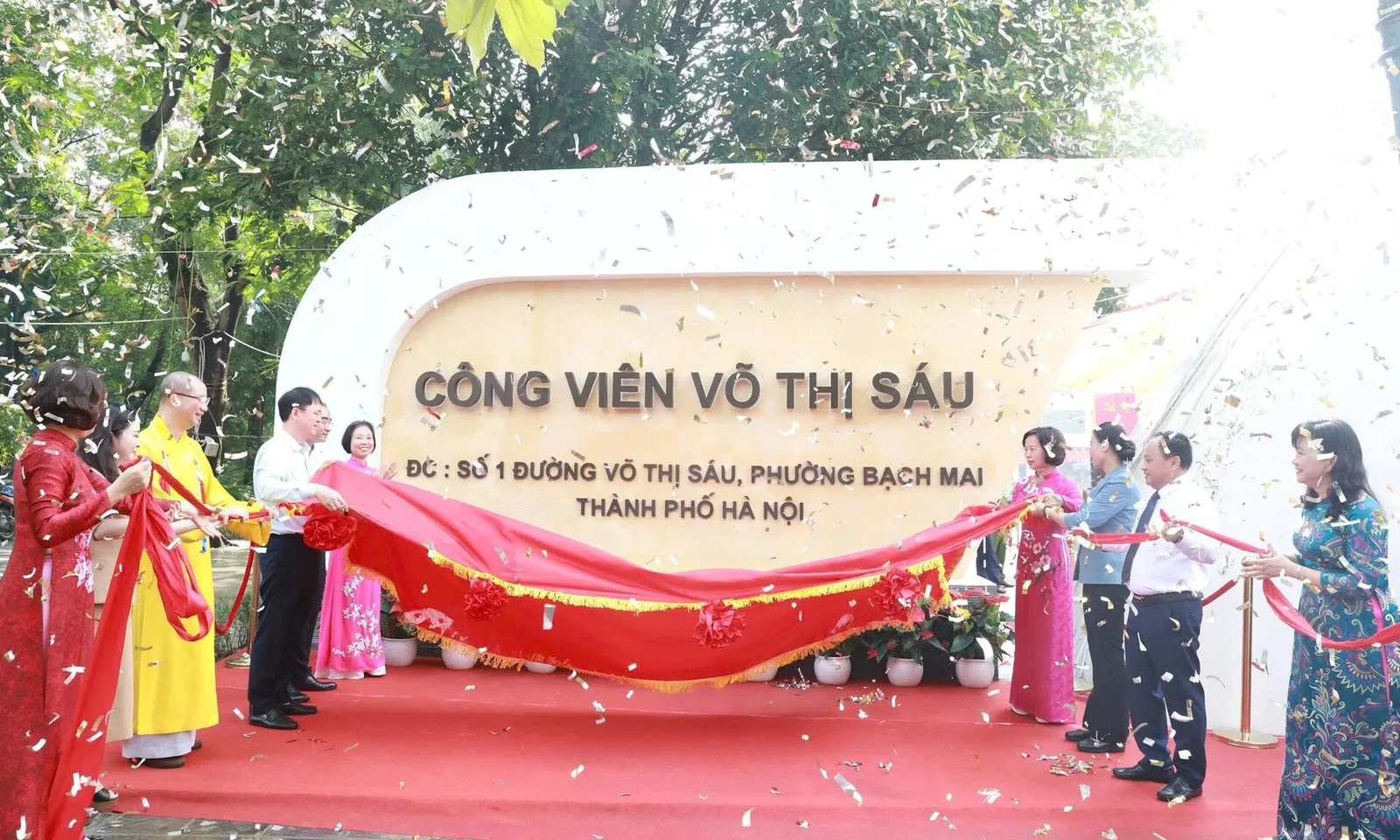 Hà Nội: Lễ gắn biển đổi tên công viên Tuổi trẻ Thủ đô thành công viên Võ Thị Sáu 