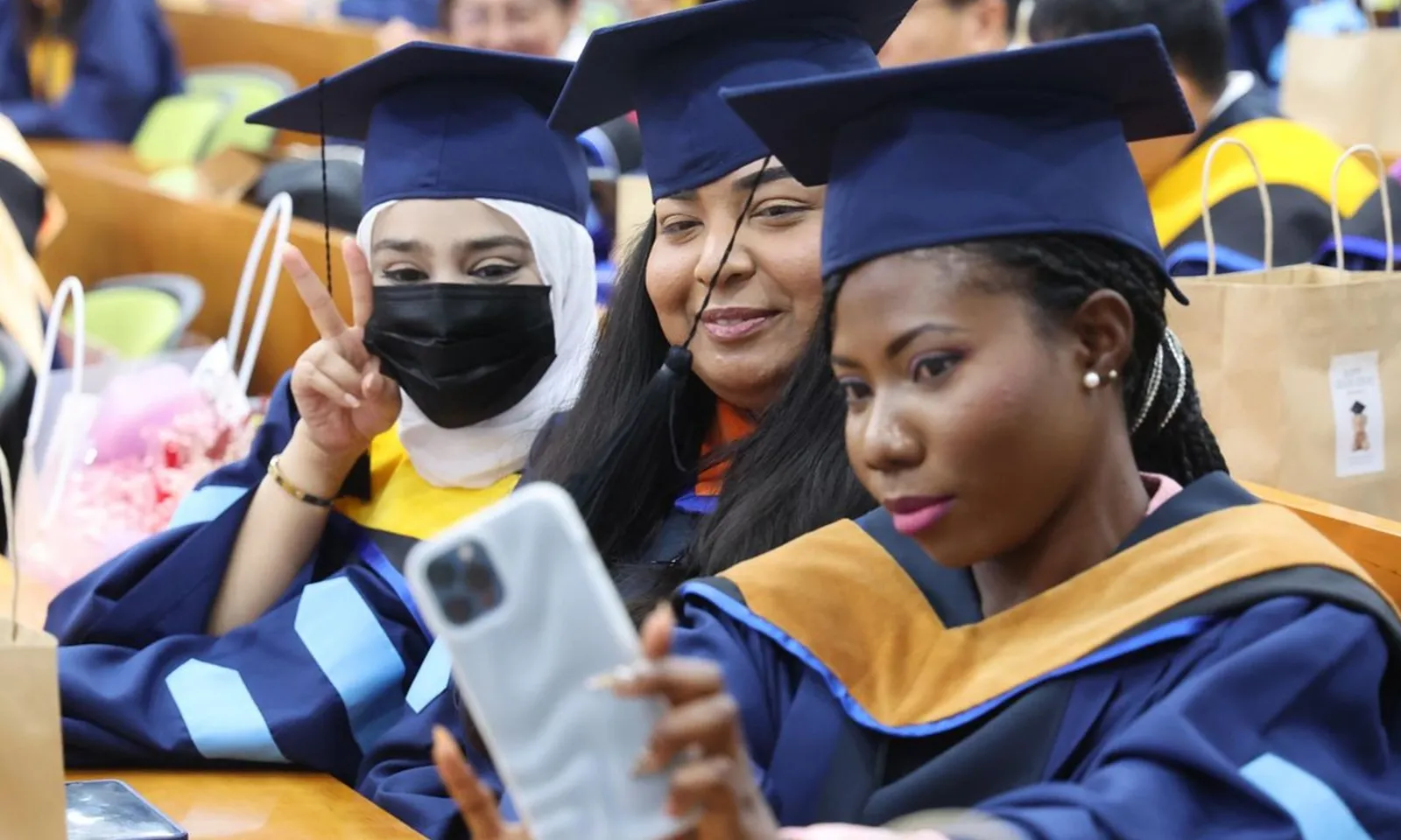 Hơn 253.000 sinh viên nước ngoài theo học đại học tại Hàn Quốc