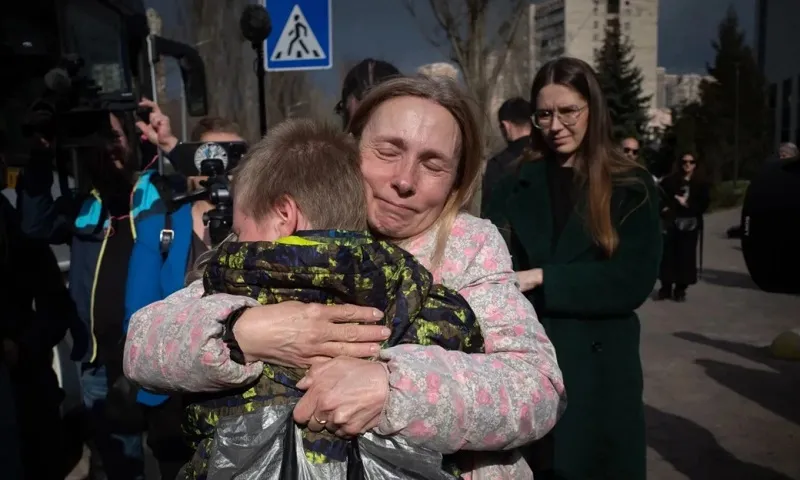 Nga và Ukraine chuẩn bị sự kiện đoàn tụ gia đình