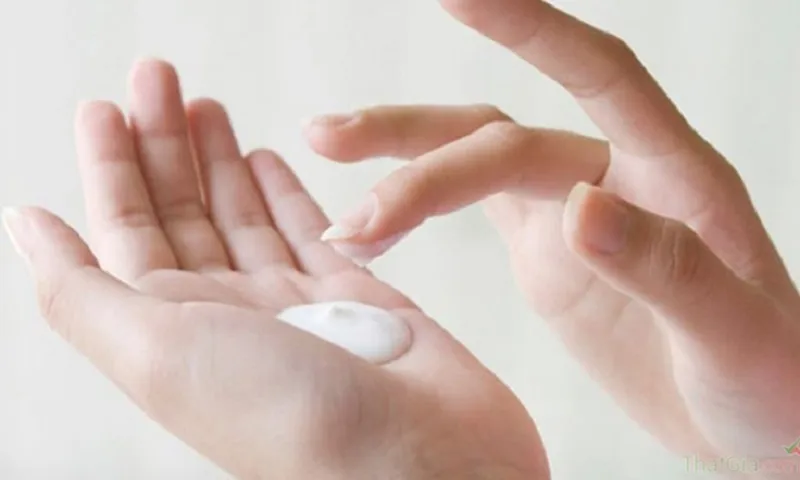 thu hồi mỹ phẩm trắng da