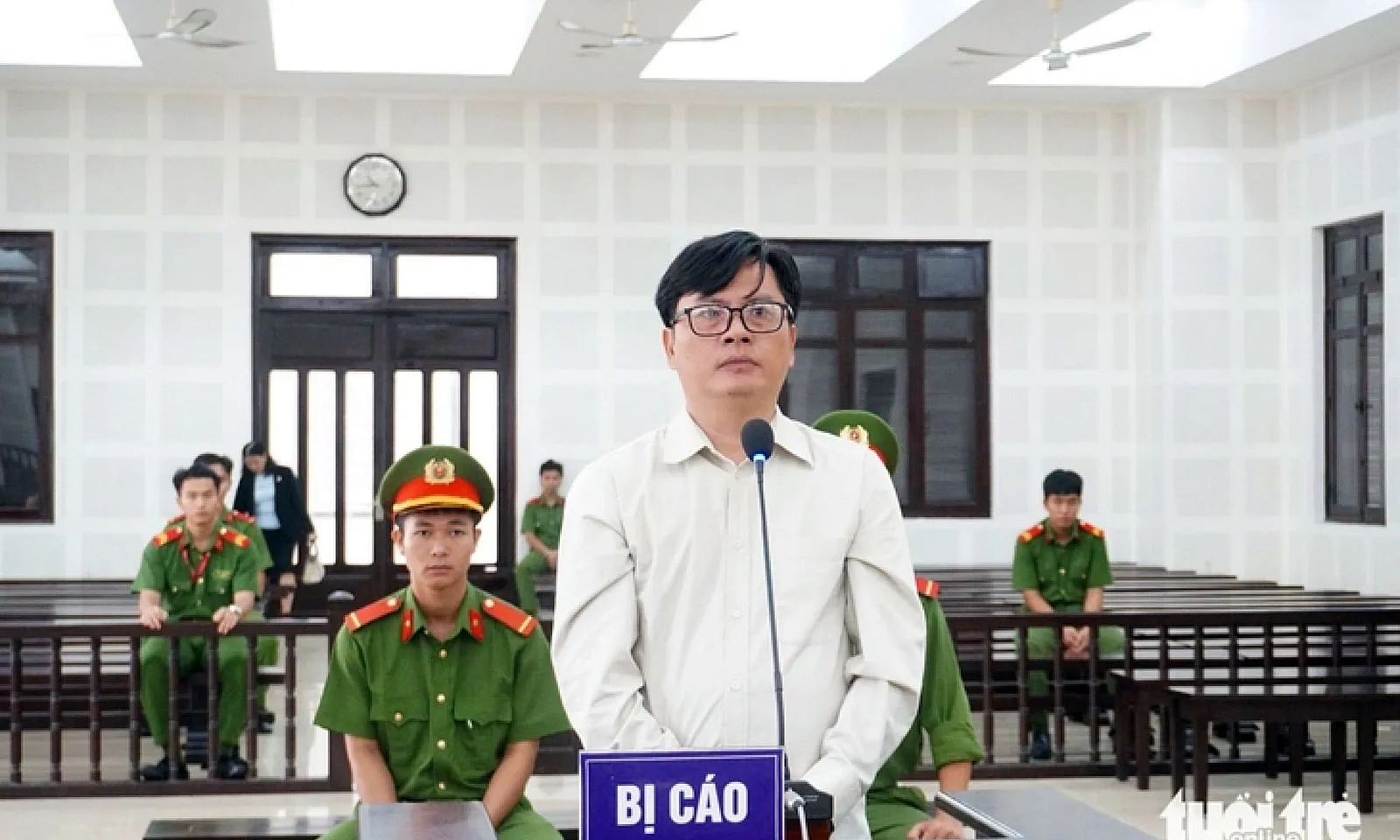 Bán đất 21 tỉ nhưng kê khai 460 triệu, bị phạt tù tội trốn thuế